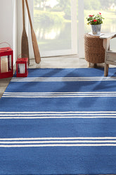 Close-up of hand-hooked blue stripes on Momeni Veranda rug